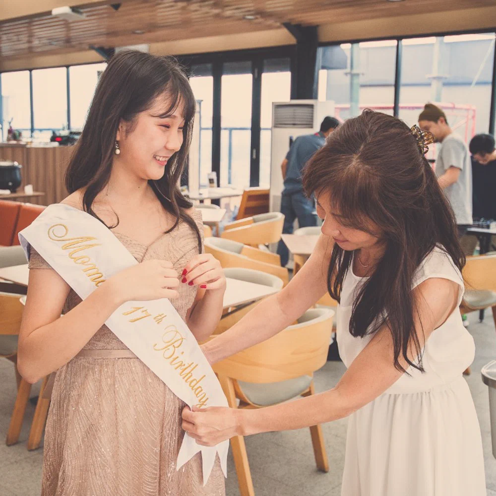 Momo Sweet 17th Birthday